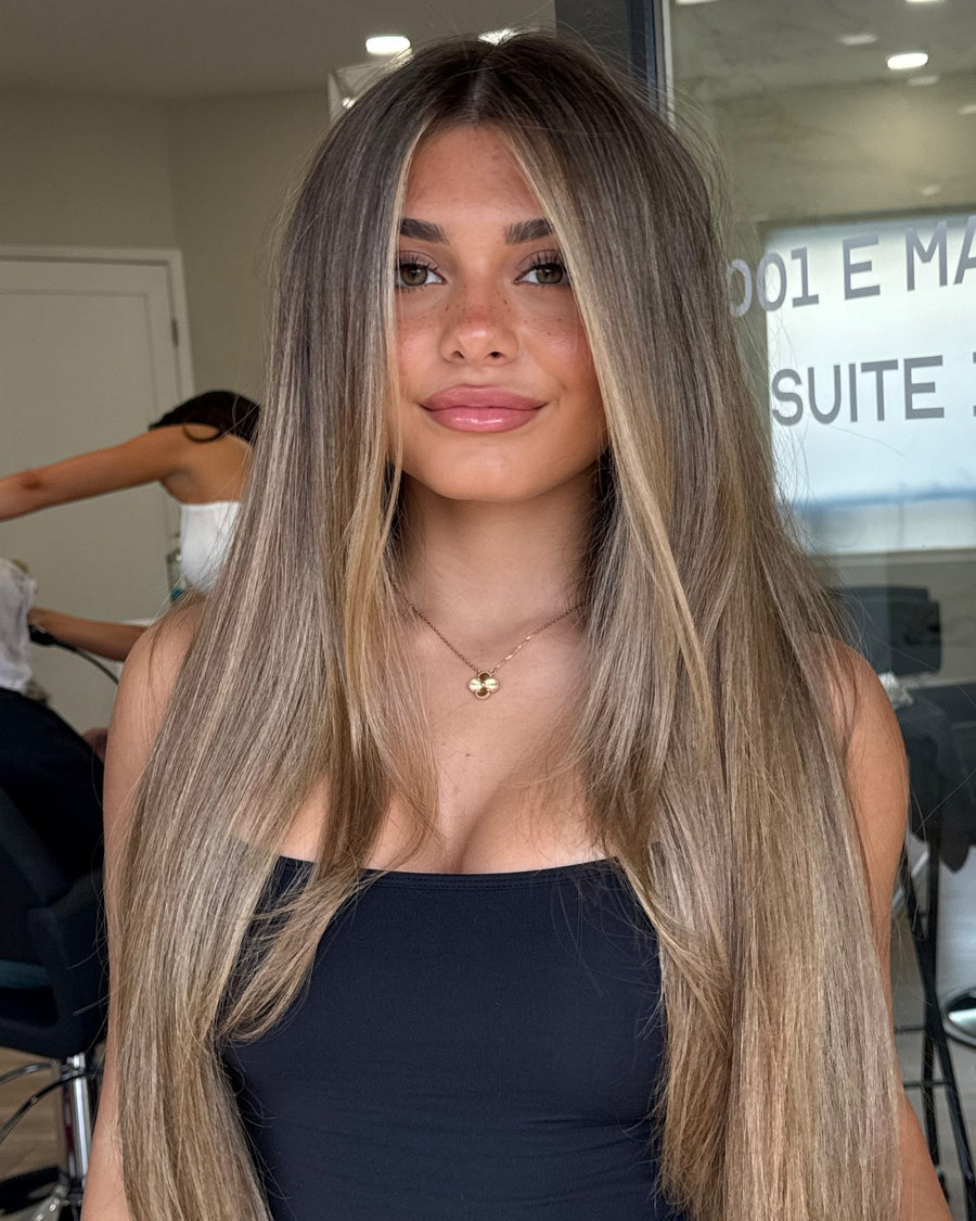 Sleek bronde by Emma Nicole